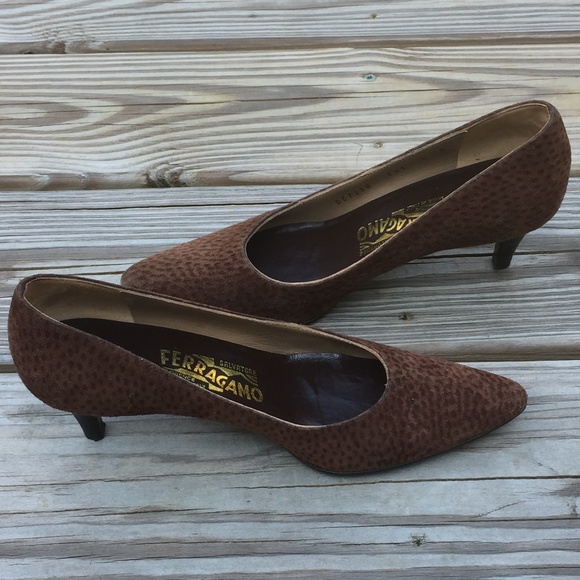 Ferragamo brown Leopard Genuine Suede Leather Pumps size 5B - Picture 2 of 8